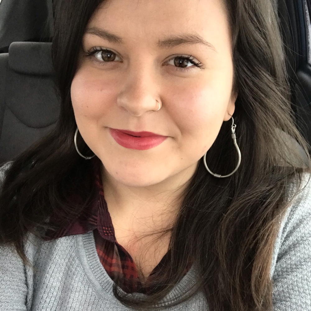 Meet your Posher, Cassandra